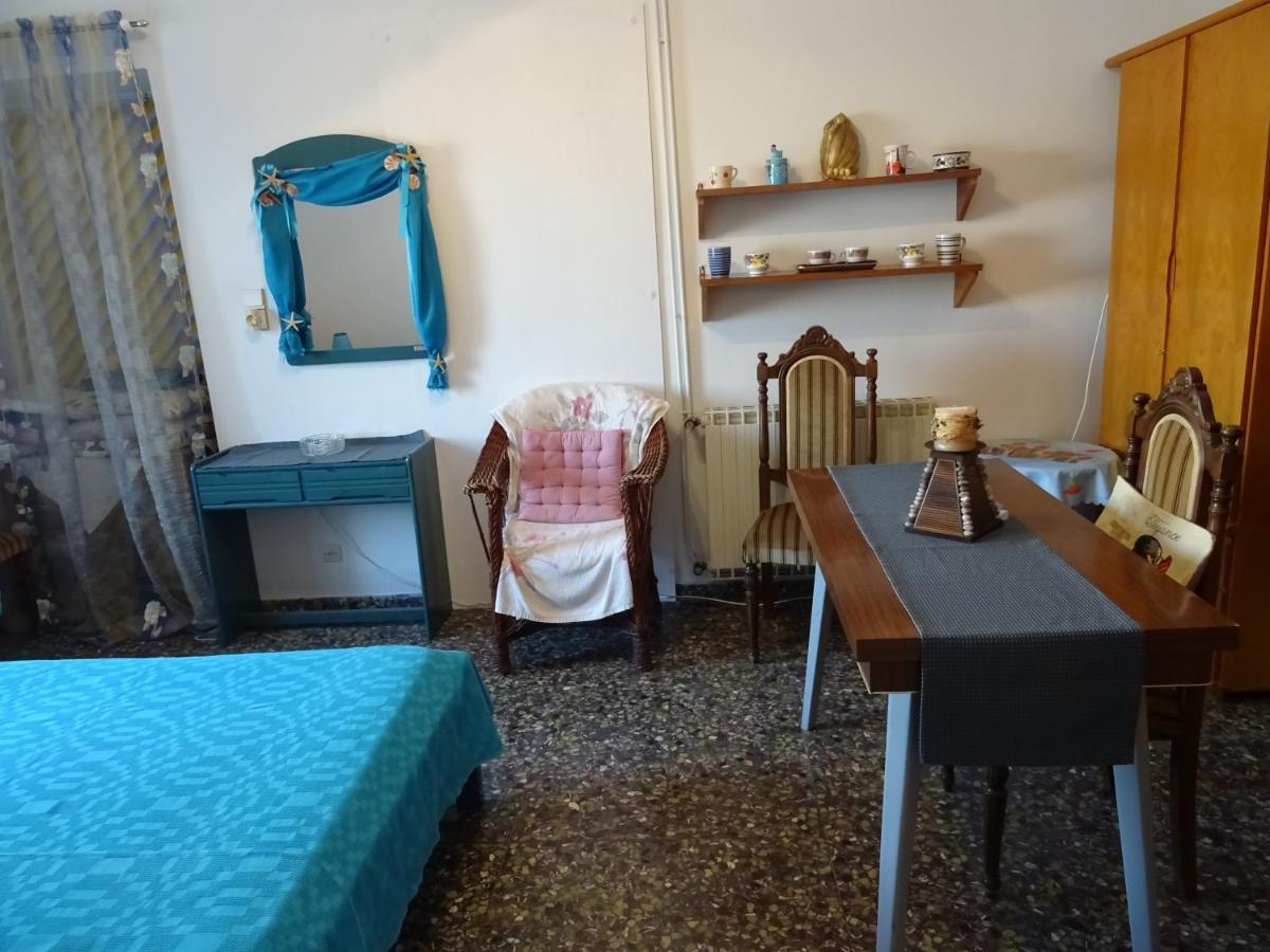 דירות Triovasálos Andreas Studio With Private Parcking מראה חיצוני תמונה